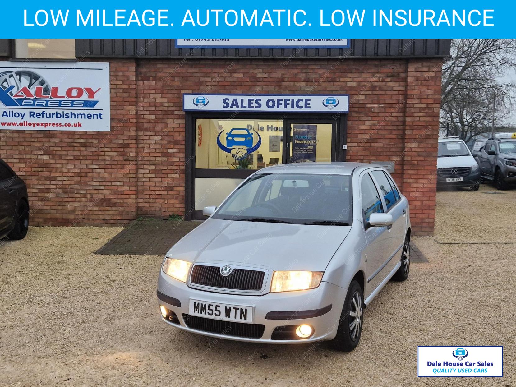 Skoda Fabia 1.4 16V Ambiente Hatchback 5dr Petrol Automatic (182 g/km, 75 bhp)