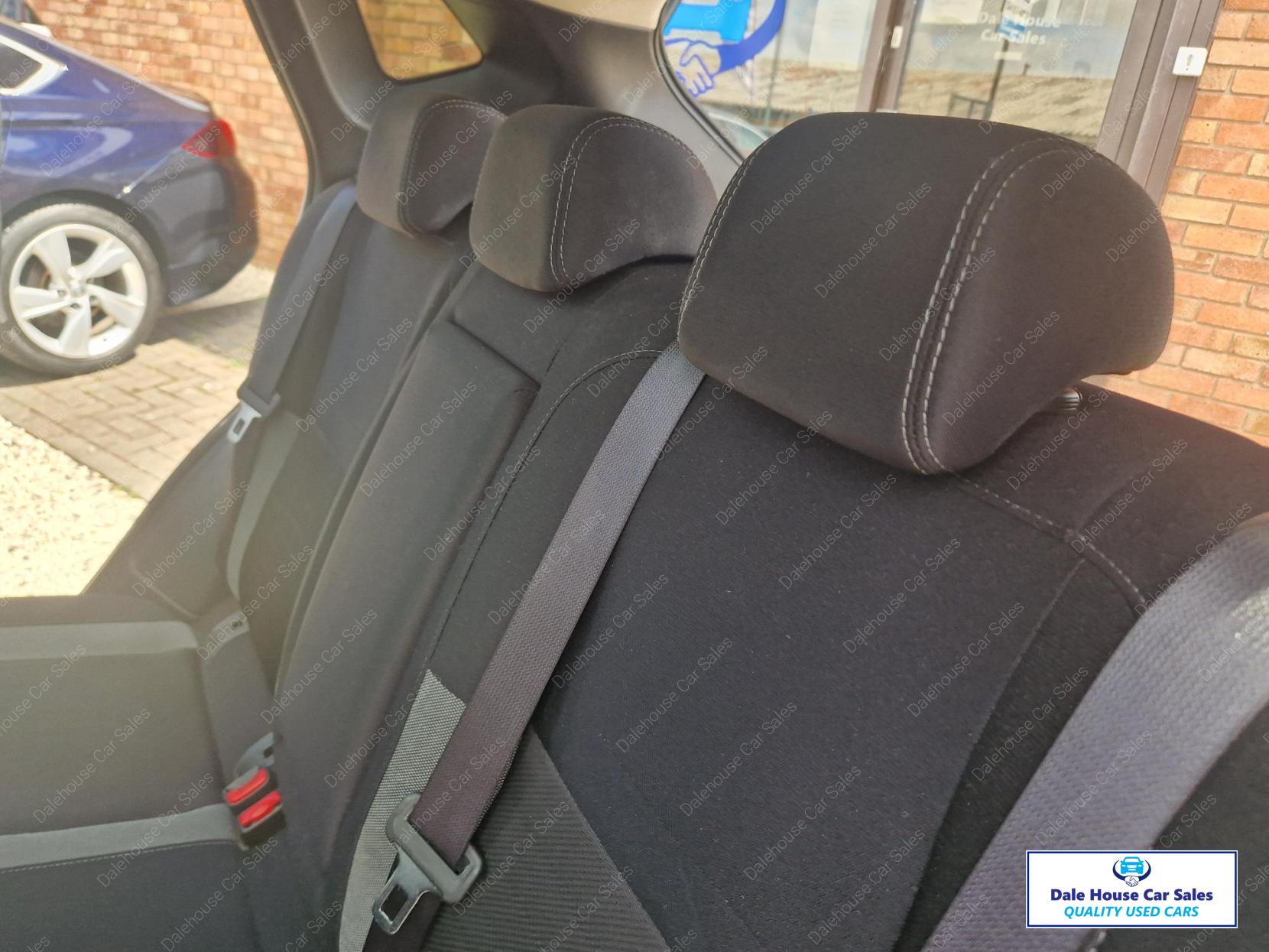 Nissan Qashqai 1.5 dCi N-Connecta SUV 5dr Diesel Manual Euro 6 (s/s) (110 ps)