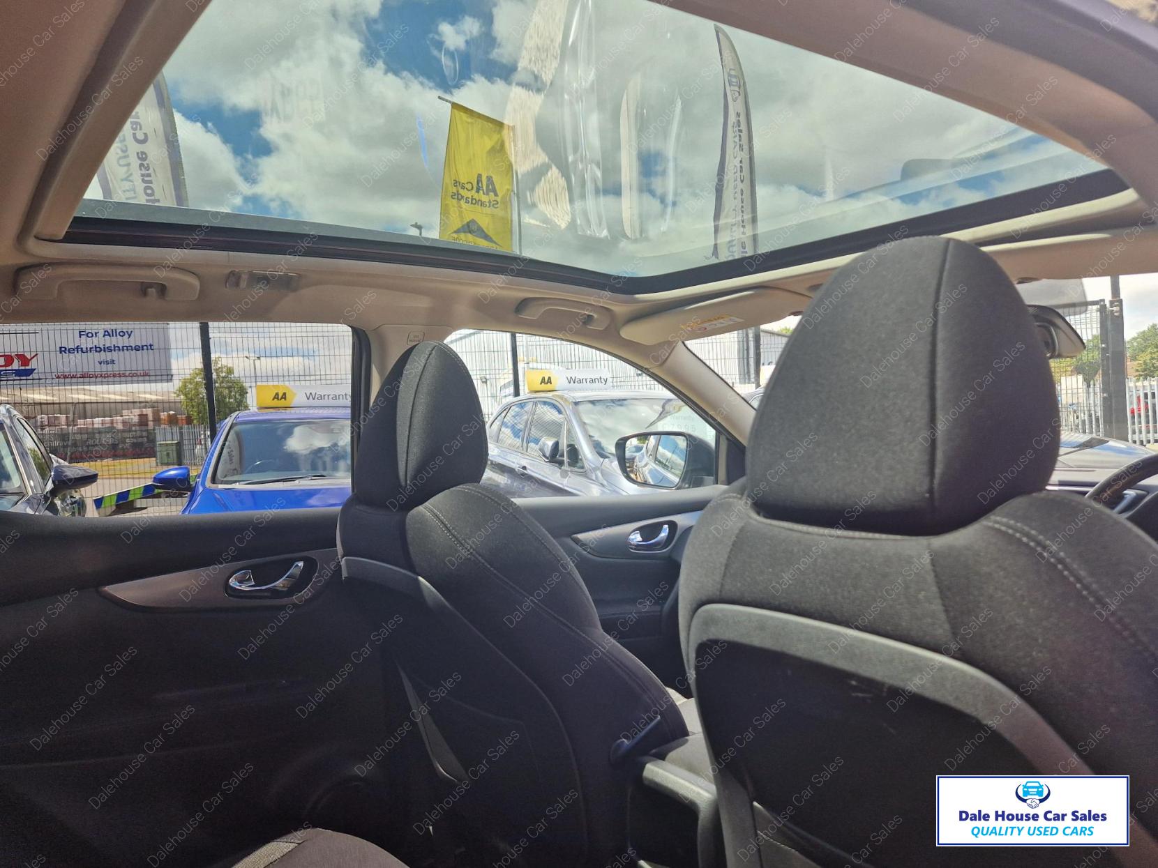 Nissan Qashqai 1.5 dCi N-Connecta SUV 5dr Diesel Manual Euro 6 (s/s) (110 ps)
