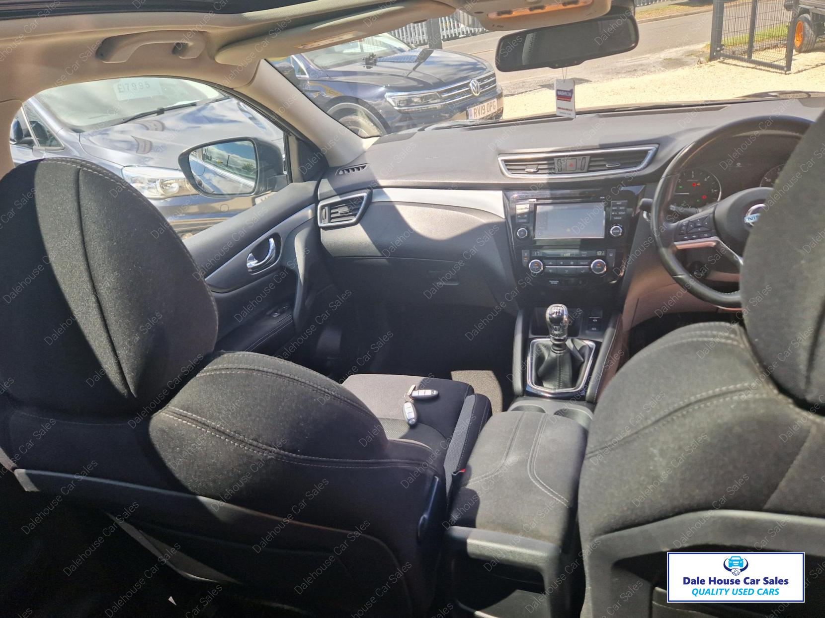 Nissan Qashqai 1.5 dCi N-Connecta SUV 5dr Diesel Manual Euro 6 (s/s) (110 ps)