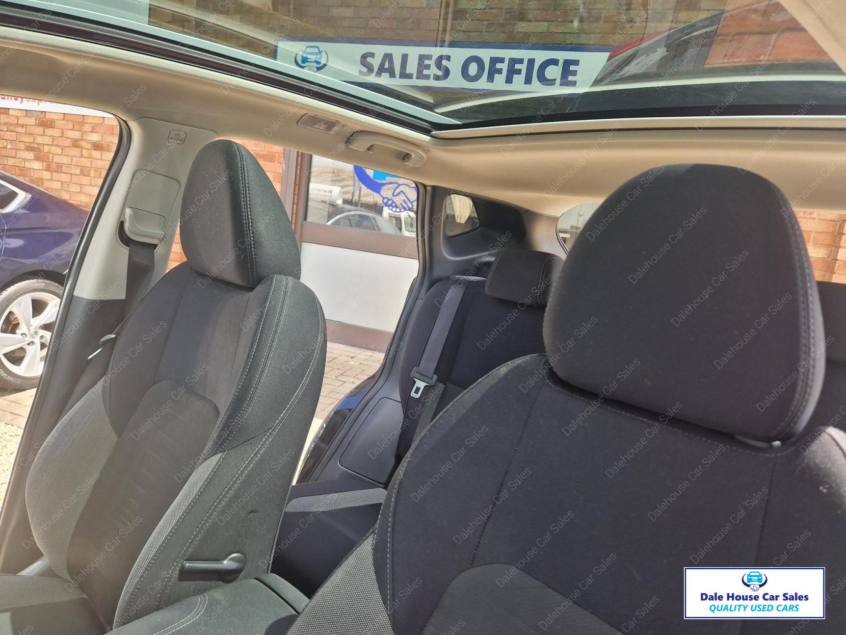 Nissan Qashqai 1.5 dCi N-Connecta SUV 5dr Diesel Manual Euro 6 (s/s) (110 ps)