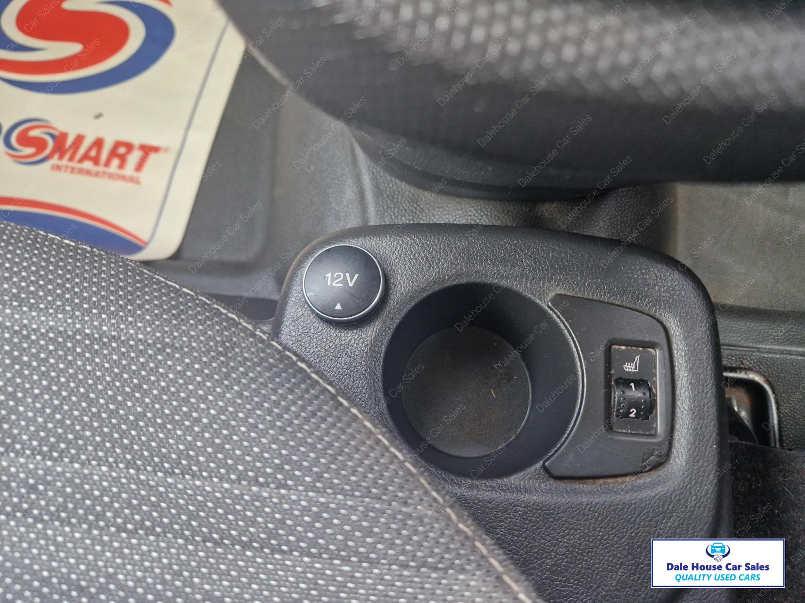 Ford Transit Connect 1.6 TDCi 240 Limited Panel Van 5dr Diesel Manual L2 H1 (128 g/km, 113 bhp)