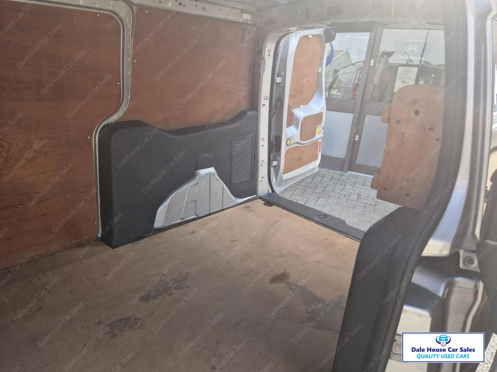 Ford Transit Connect 1.6 TDCi 240 Limited Panel Van 5dr Diesel Manual L2 H1 (128 g/km, 113 bhp)
