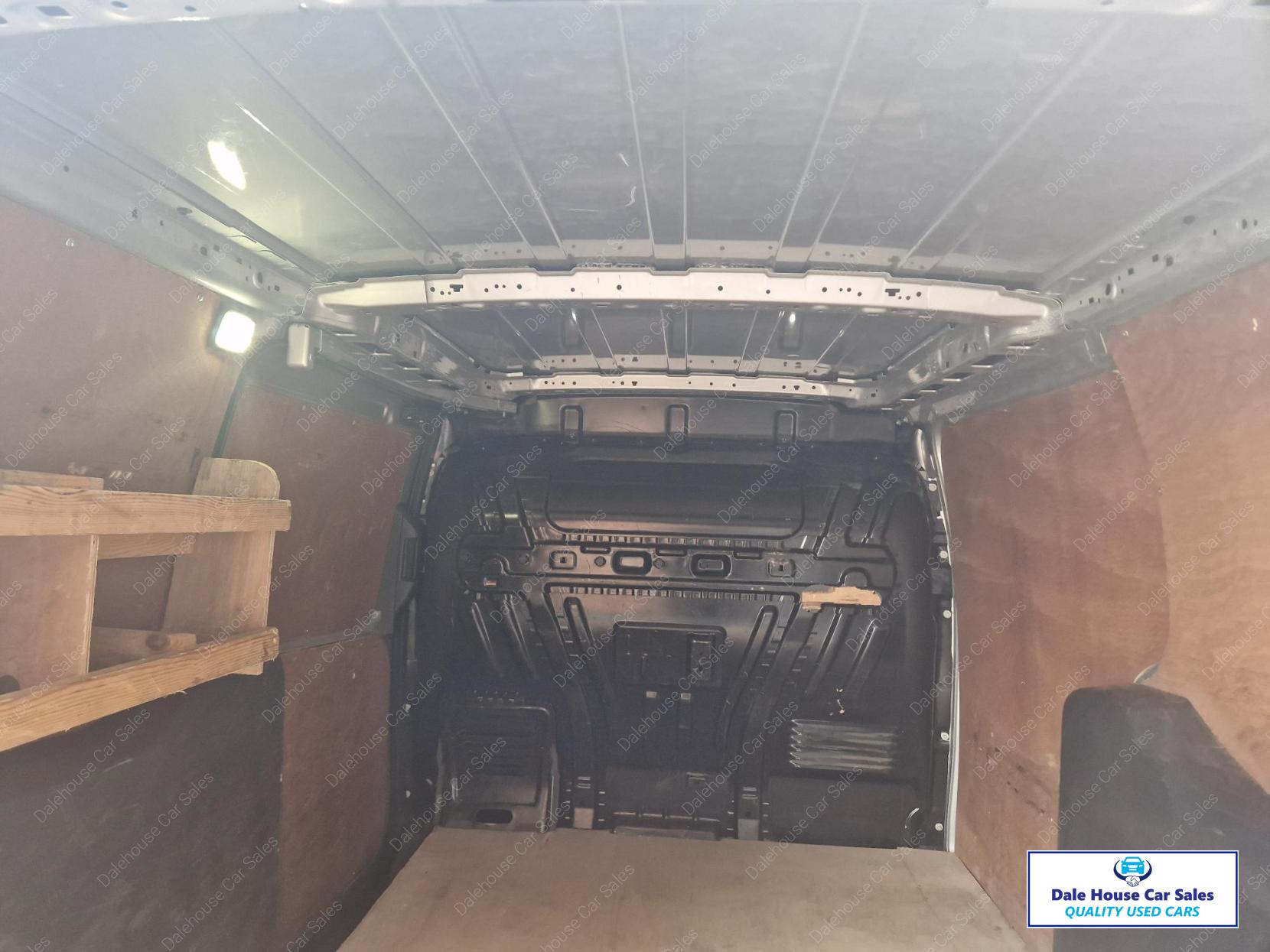 Ford Transit Connect 1.6 TDCi 240 Limited Panel Van 5dr Diesel Manual L2 H1 (128 g/km, 113 bhp)