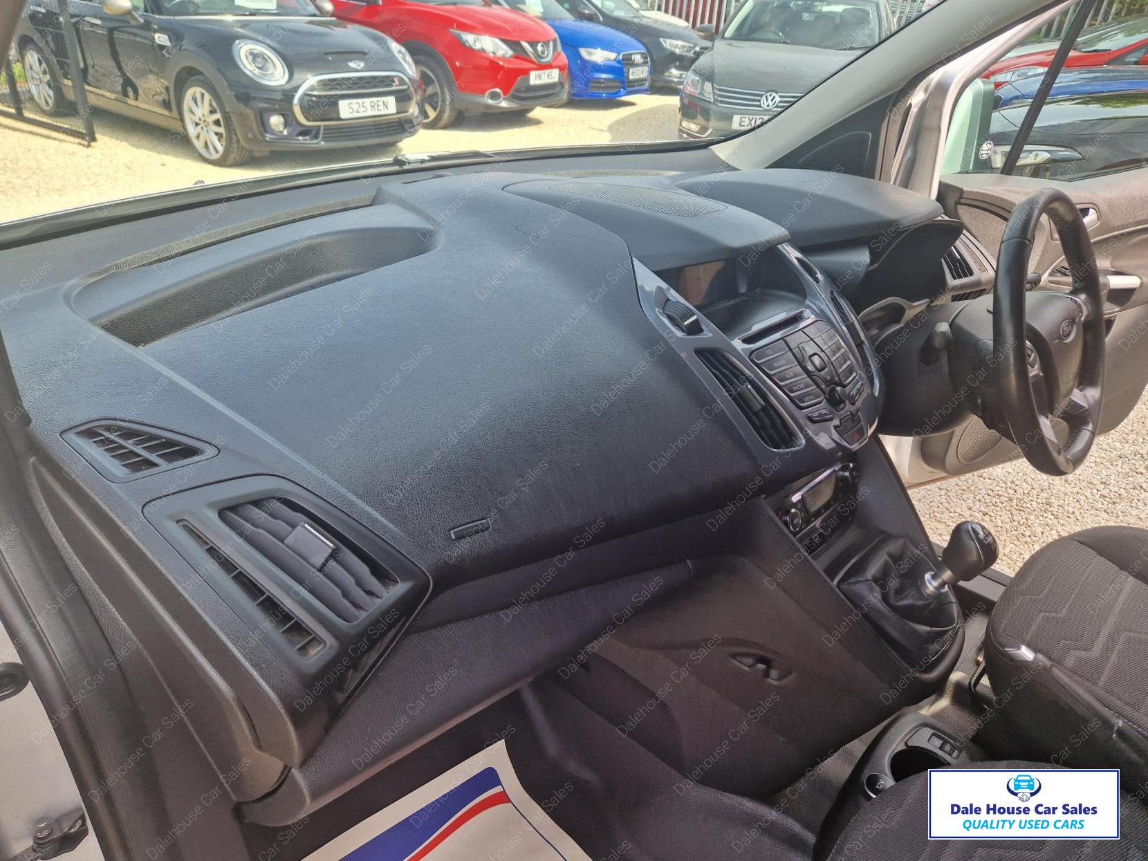 Ford Transit Connect 1.6 TDCi 240 Limited Panel Van 5dr Diesel Manual L2 H1 (128 g/km, 113 bhp)