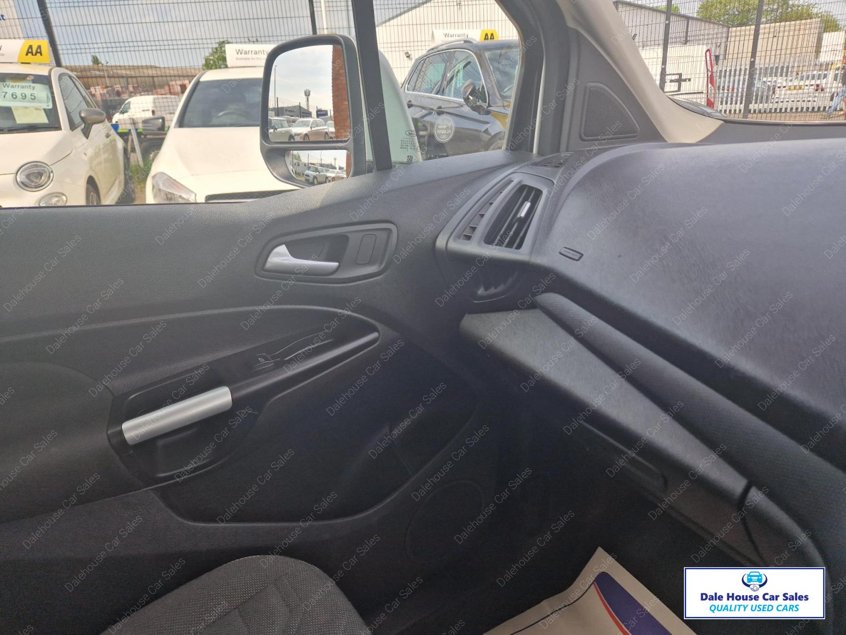 Ford Transit Connect 1.6 TDCi 240 Limited Panel Van 5dr Diesel Manual L2 H1 (128 g/km, 113 bhp)