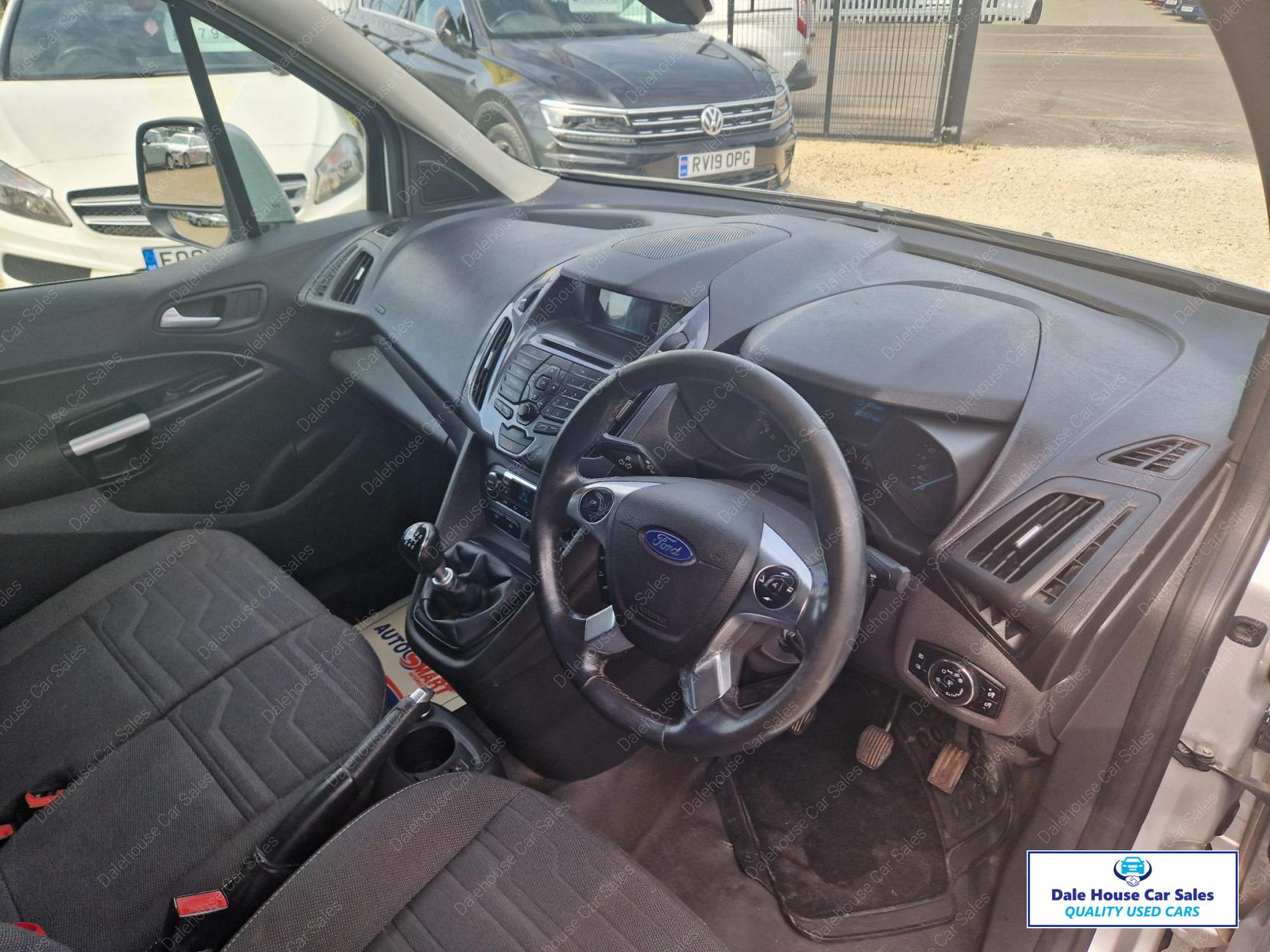 Ford Transit Connect 1.6 TDCi 240 Limited Panel Van 5dr Diesel Manual L2 H1 (128 g/km, 113 bhp)