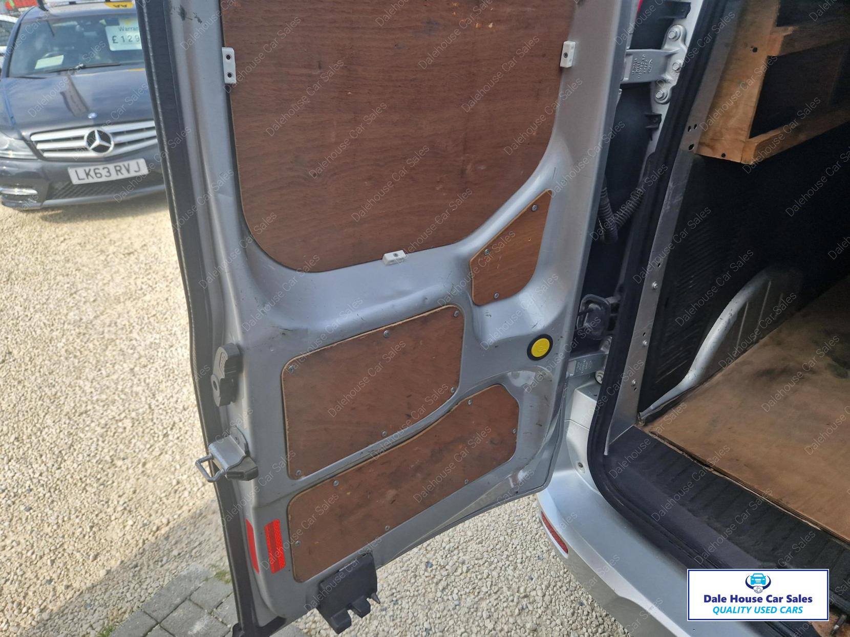 Ford Transit Connect 1.6 TDCi 240 Limited Panel Van 5dr Diesel Manual L2 H1 (128 g/km, 113 bhp)