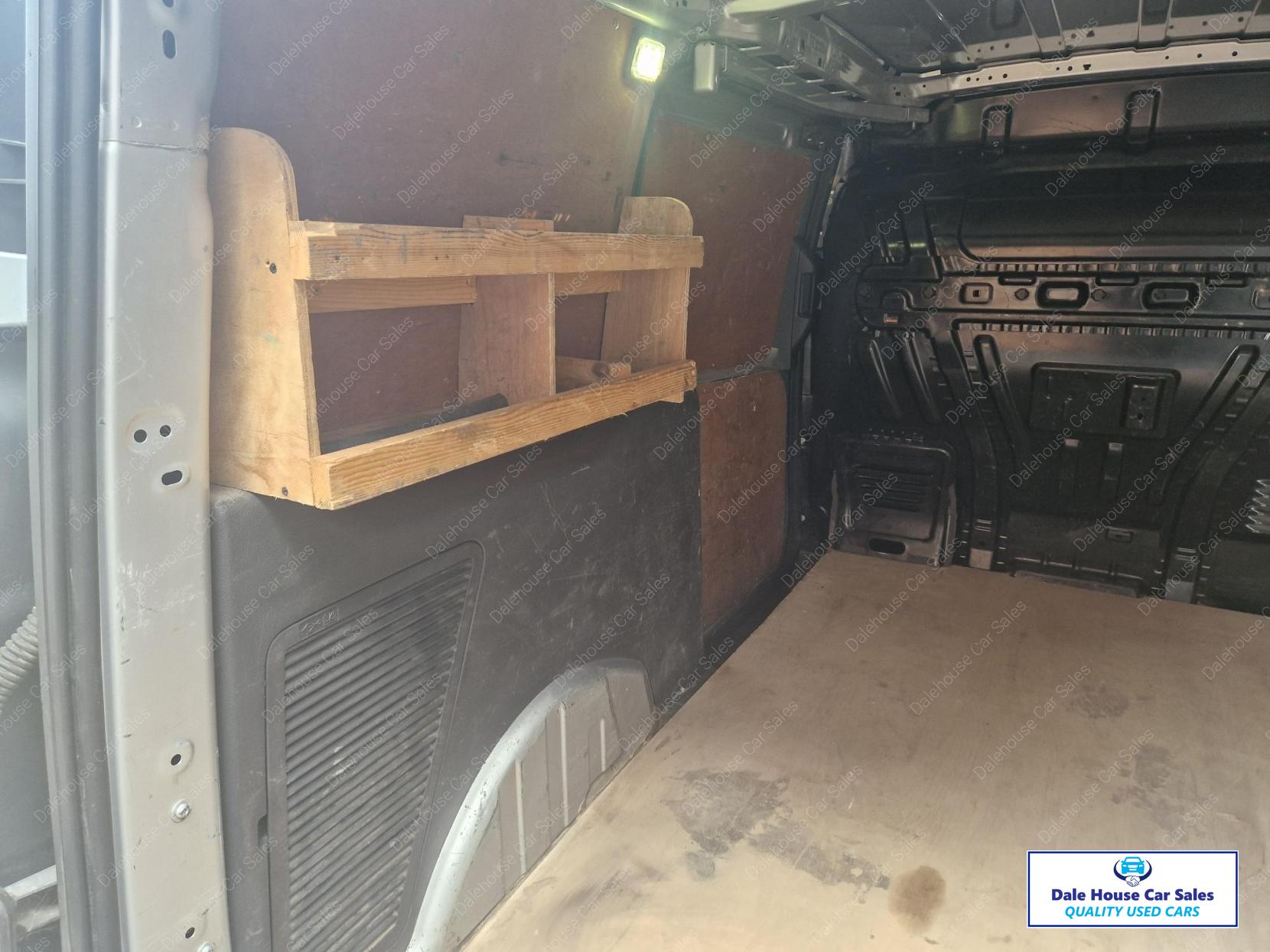 Ford Transit Connect 1.6 TDCi 240 Limited Panel Van 5dr Diesel Manual L2 H1 (128 g/km, 113 bhp)