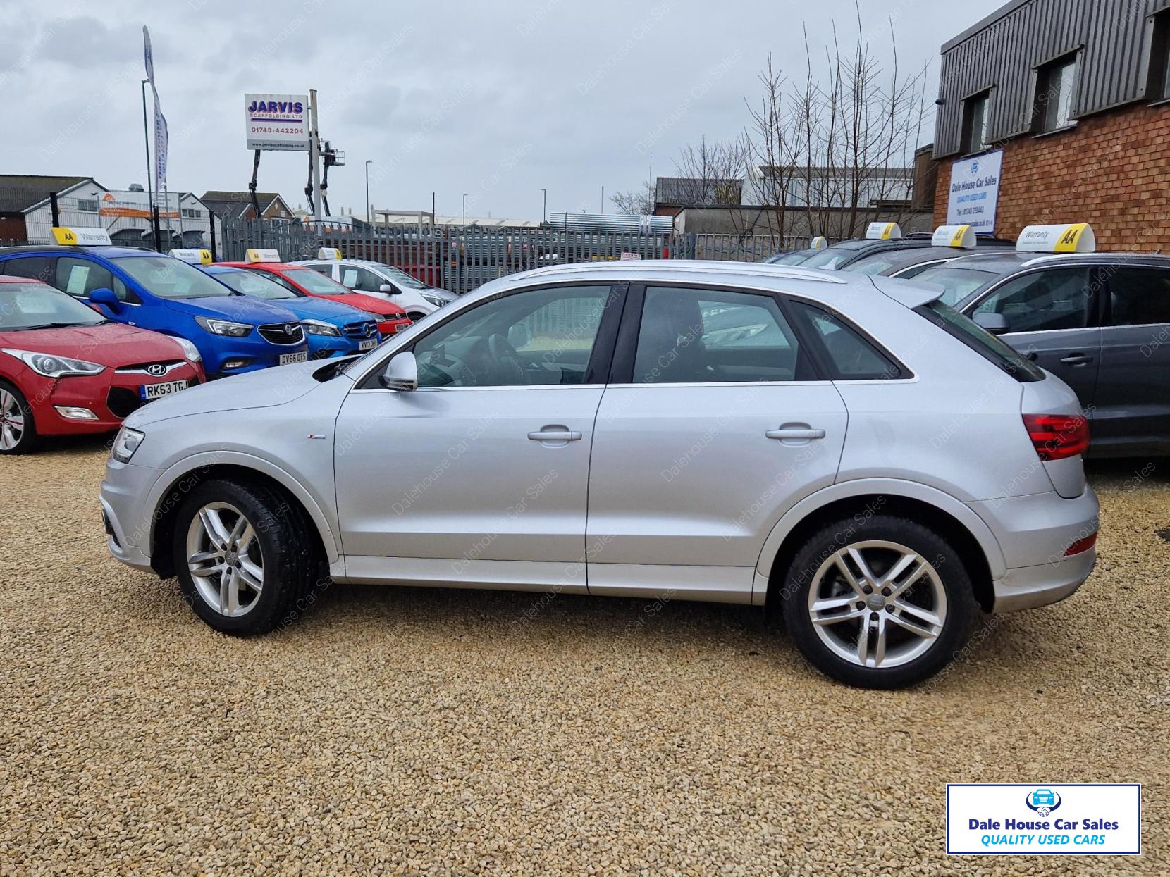 Audi Q3 2.0 TDI S line SUV 5dr Diesel Manual Euro 5 (s/s) (140 ps)