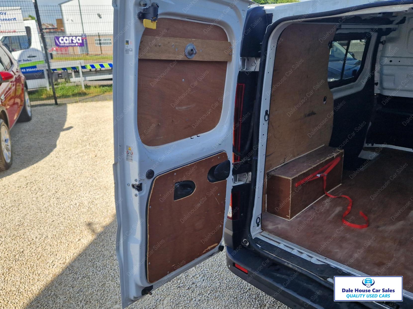 Vauxhall Vivaro 1.6 CDTi 2700 Panel Van 5dr Diesel Manual L1 H1 Euro 6 (120 ps)