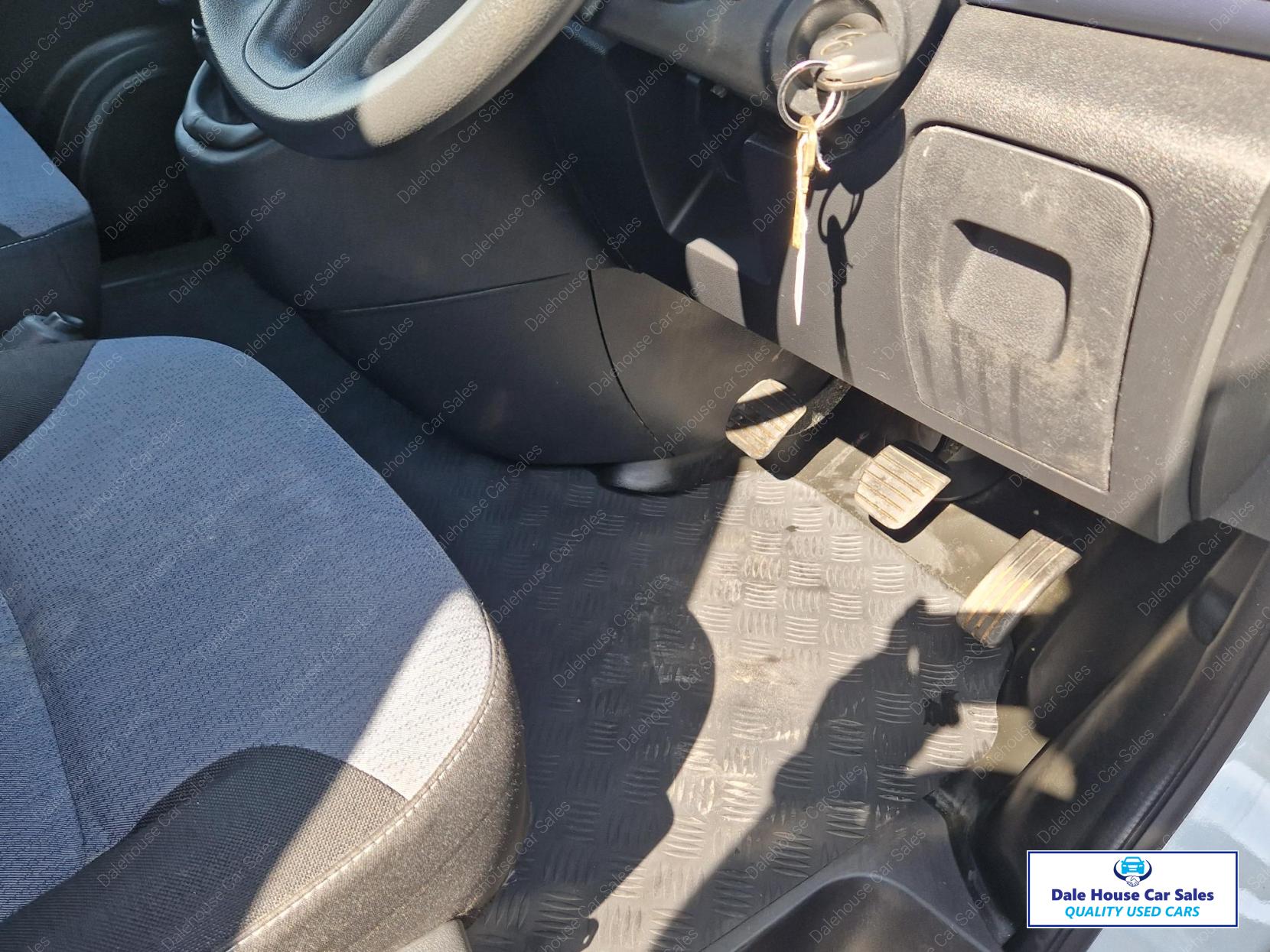 Vauxhall Vivaro 1.6 CDTi 2700 Panel Van 5dr Diesel Manual L1 H1 Euro 6 (120 ps)