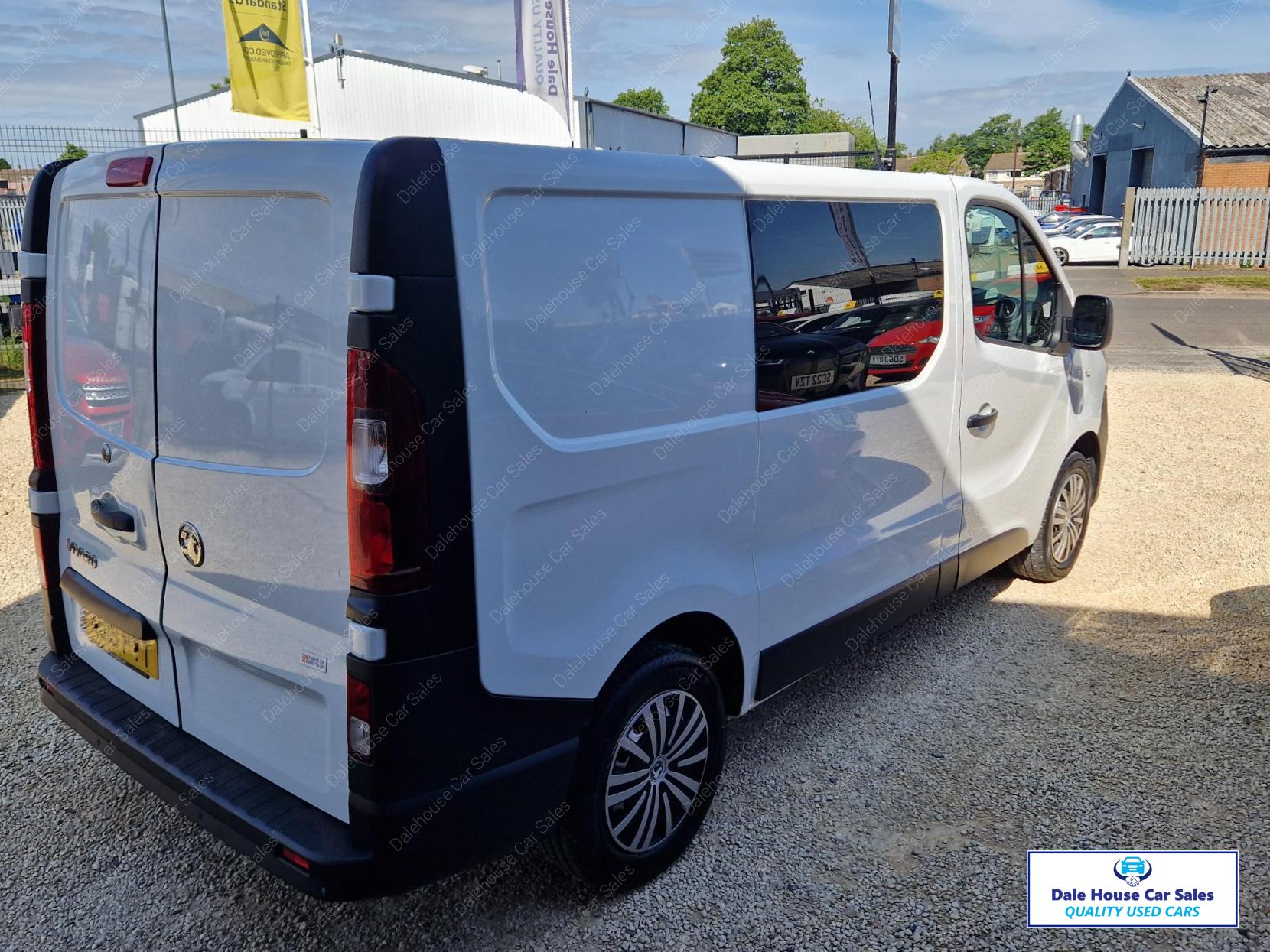Vauxhall Vivaro 1.6 CDTi 2700 Panel Van 5dr Diesel Manual L1 H1 Euro 6 (120 ps)