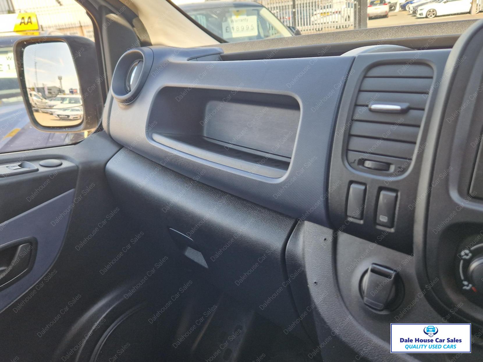 Vauxhall Vivaro 1.6 CDTi 2700 Panel Van 5dr Diesel Manual L1 H1 Euro 6 (120 ps)