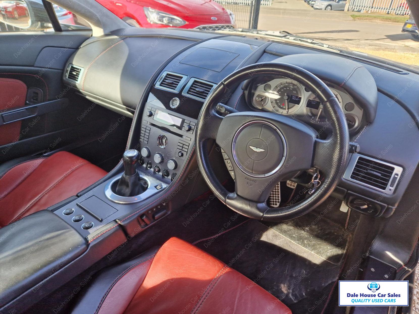 Aston Martin Vantage 4.3 V8 Coupe 2dr Petrol Manual Euro 4 (380 bhp)