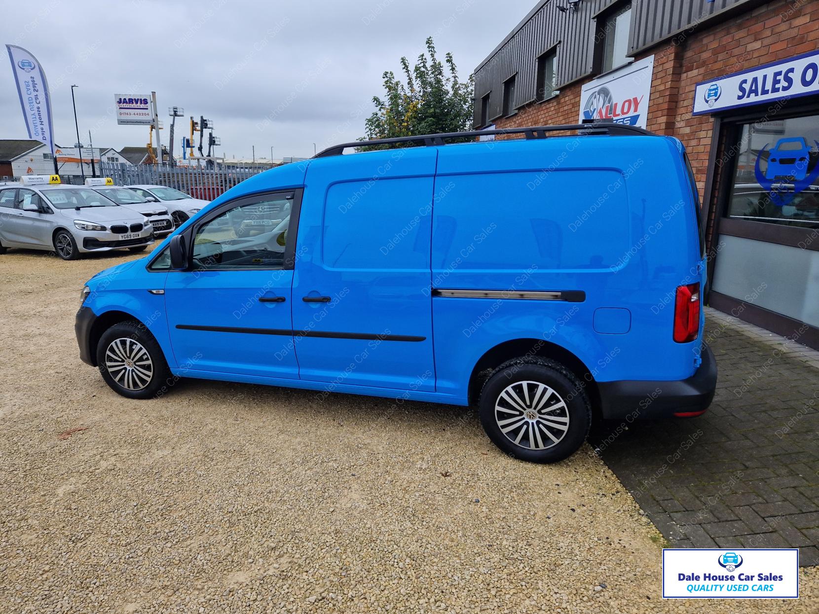 Volkswagen Caddy Maxi 1.6 TDI C20 CR Startline Panel Van 6dr Diesel Manual LWB Euro 5 (102 ps)