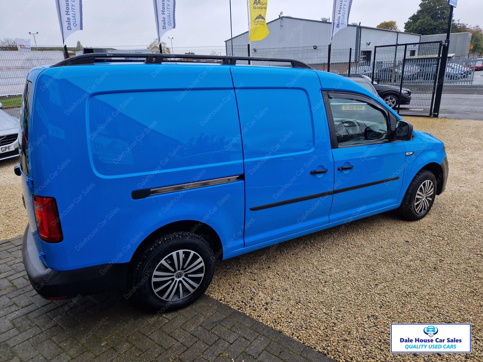 Volkswagen Caddy Maxi 1.6 TDI C20 CR Startline Panel Van 6dr Diesel Manual LWB Euro 5 (102 ps)