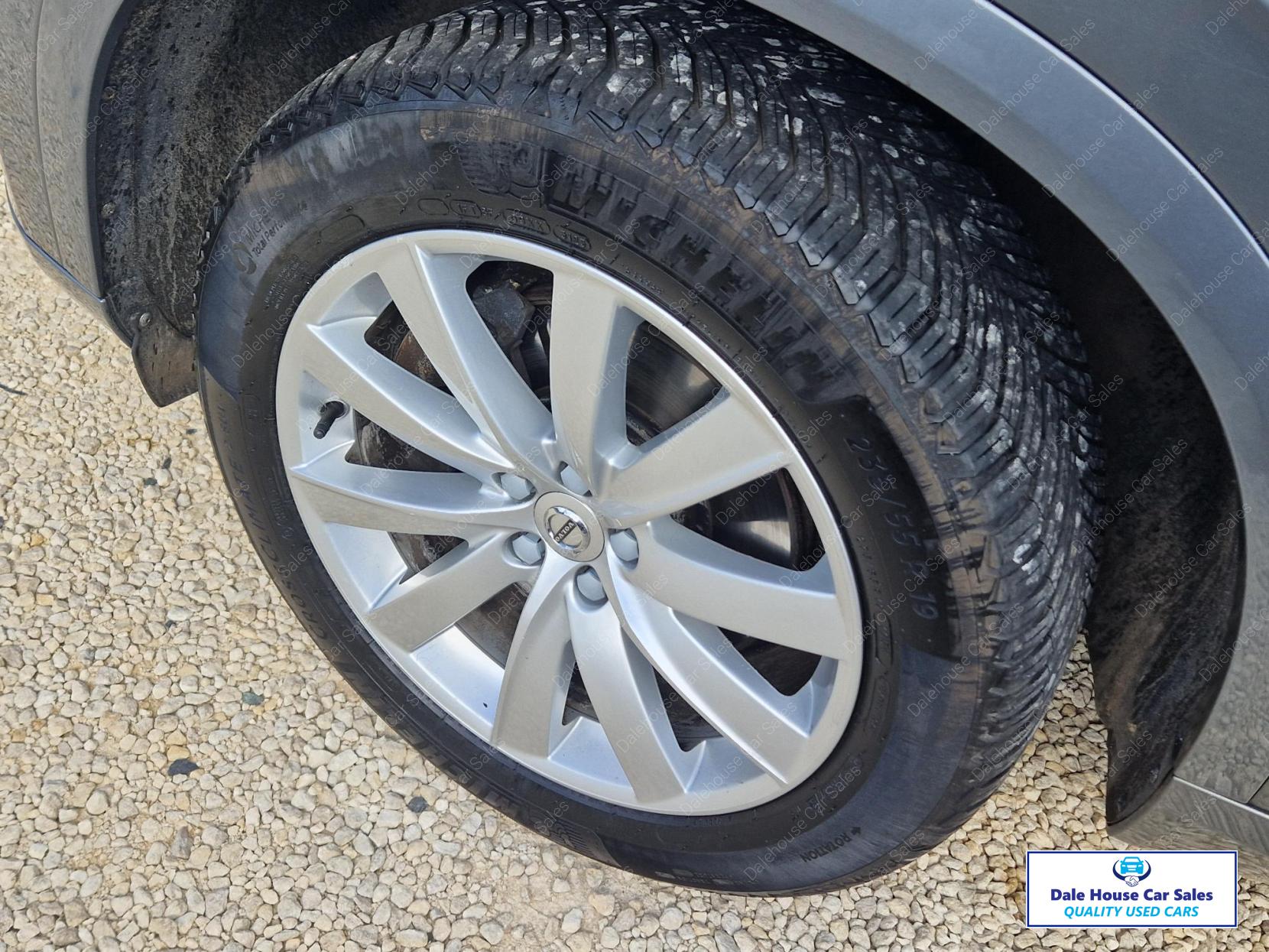 Volvo XC90 2.0 D5 PowerPulse Momentum SUV 5dr Diesel Auto 4WD Euro 6 (s/s) (235 ps)