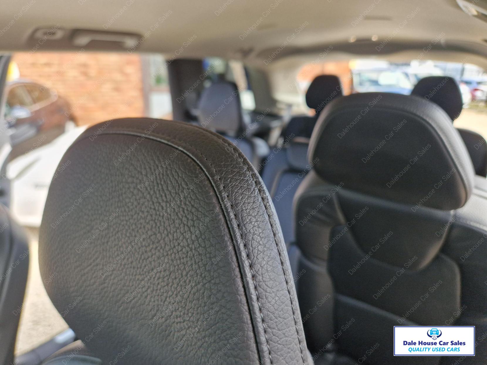 Volvo XC90 2.0 D5 PowerPulse Momentum SUV 5dr Diesel Auto 4WD Euro 6 (s/s) (235 ps)