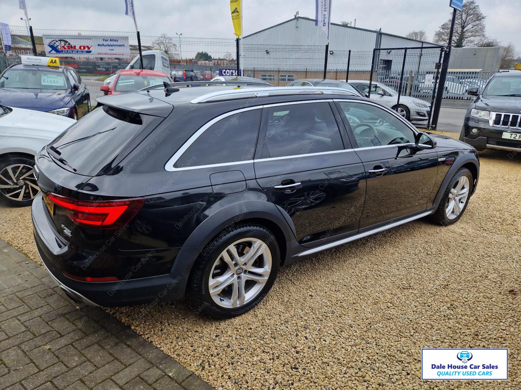 Audi A4 Allroad 2.0 TFSI Estate 5dr Petrol S Tronic quattro Euro 6 (s/s) (252 ps)