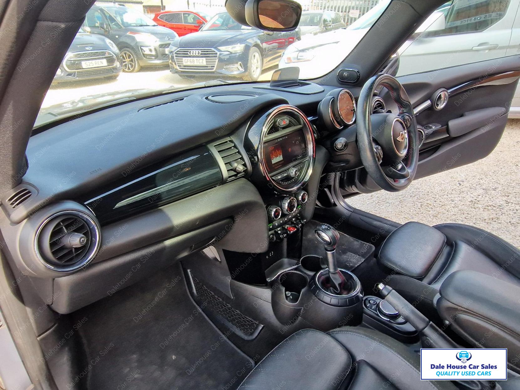 MINI Hatch 2.0 Cooper S Hatchback 3dr Petrol Auto Euro 6 (s/s) (192 ps)