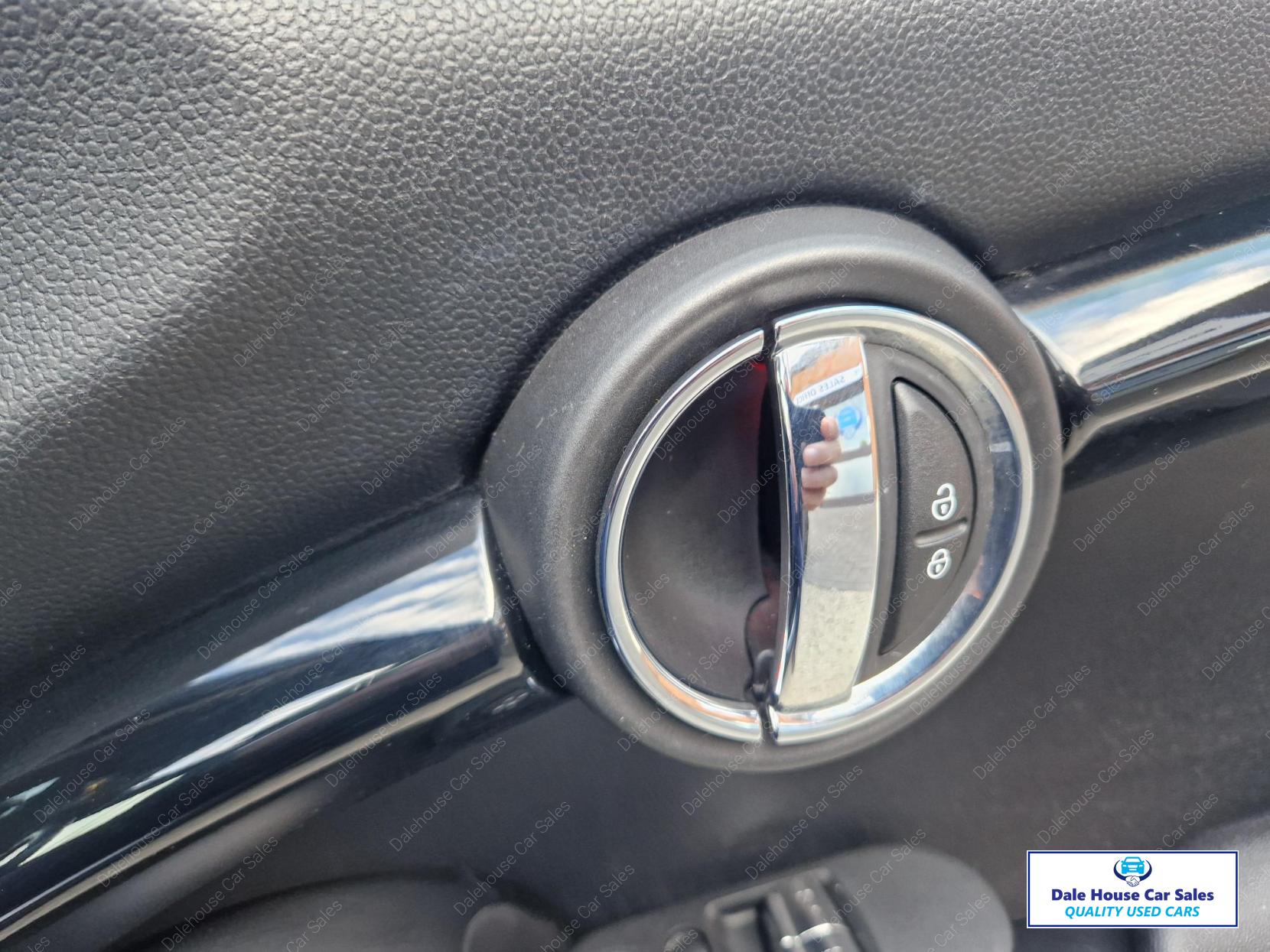 MINI Hatch 2.0 Cooper S Hatchback 3dr Petrol Auto Euro 6 (s/s) (192 ps)