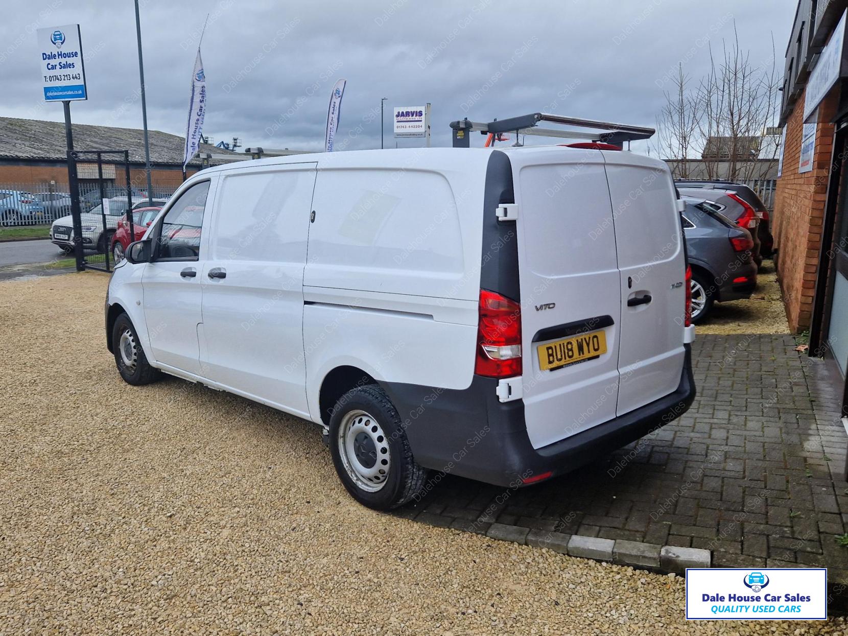 Mercedes-Benz Vito 1.6 111 CDI Panel Van 6dr Diesel Manual FWD L2 Euro 6 (114 ps)