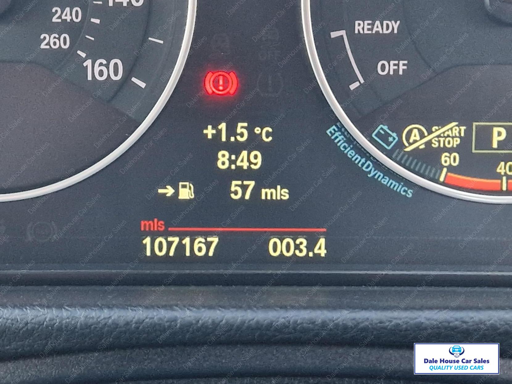 BMW 3 Series 3.0 330d Luxury Touring 5dr Diesel Auto Euro 5 (s/s) (258 ps)