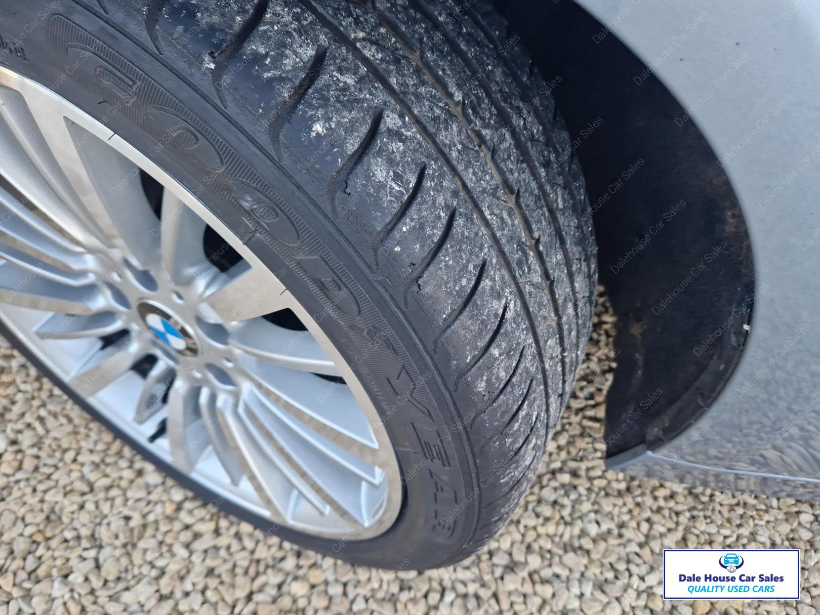 BMW 3 Series 3.0 330d Luxury Touring 5dr Diesel Auto Euro 5 (s/s) (258 ps)