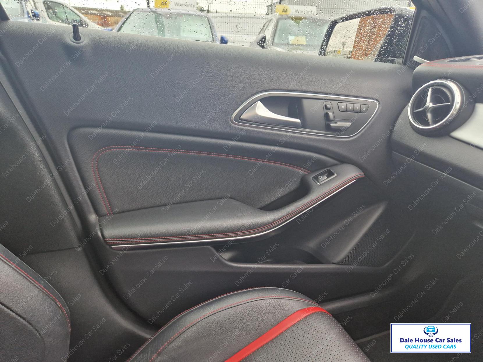 Mercedes-Benz GLA 2.0 GLA45 AMG SUV 5dr Petrol SpdS DCT 4MATIC Euro 6 (s/s) (360 ps)