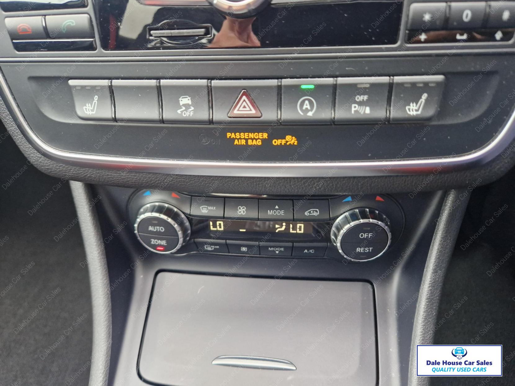 Mercedes-Benz GLA 2.0 GLA45 AMG SUV 5dr Petrol SpdS DCT 4MATIC Euro 6 (s/s) (360 ps)
