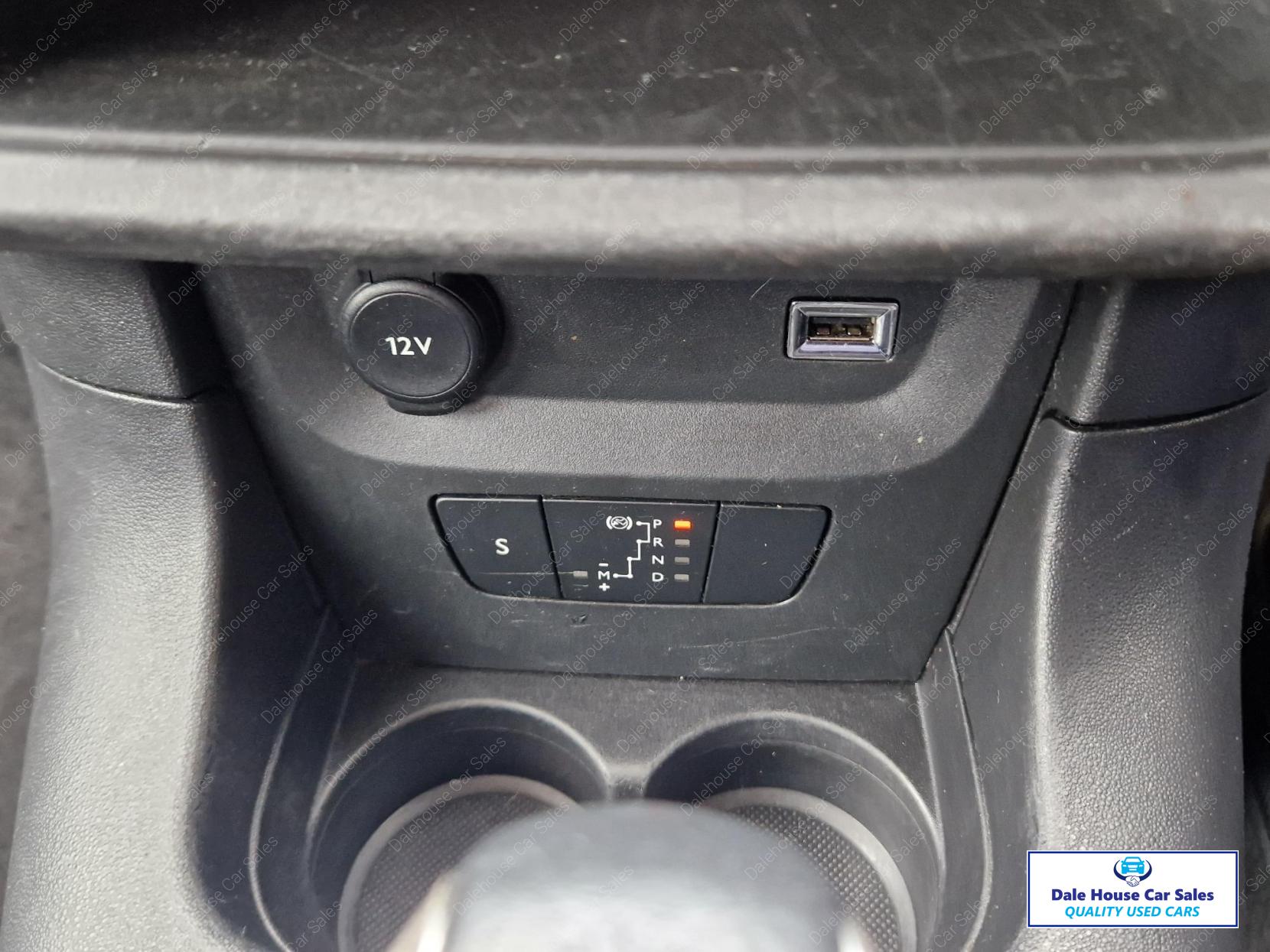 Citroen C3 1.2 PureTech Flair Plus Hatchback 5dr Petrol EAT6 Euro 6 (s/s) (110 ps)