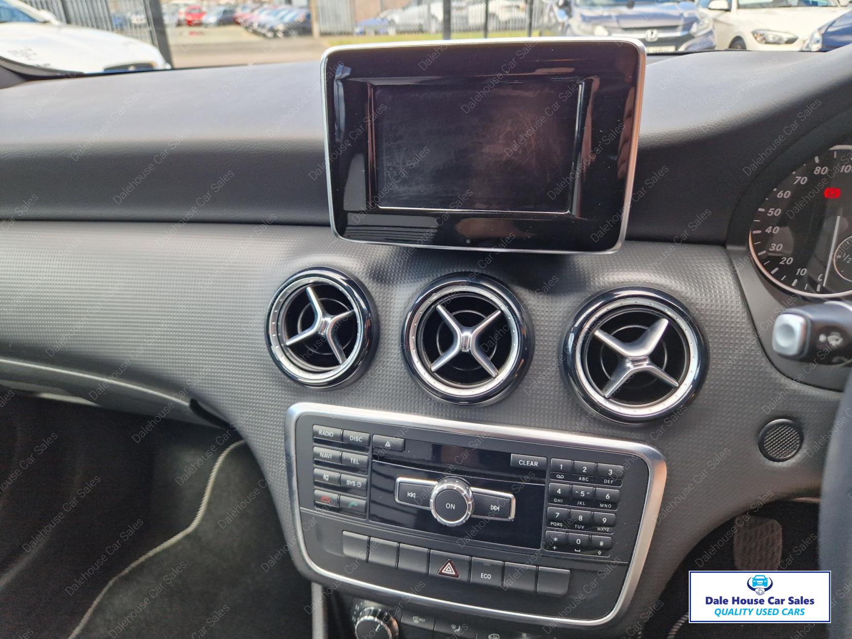 Mercedes-Benz A Class 1.6 A180 BlueEfficiency SE Hatchback 5dr Petrol Manual Euro 6 (s/s) (122 ps)