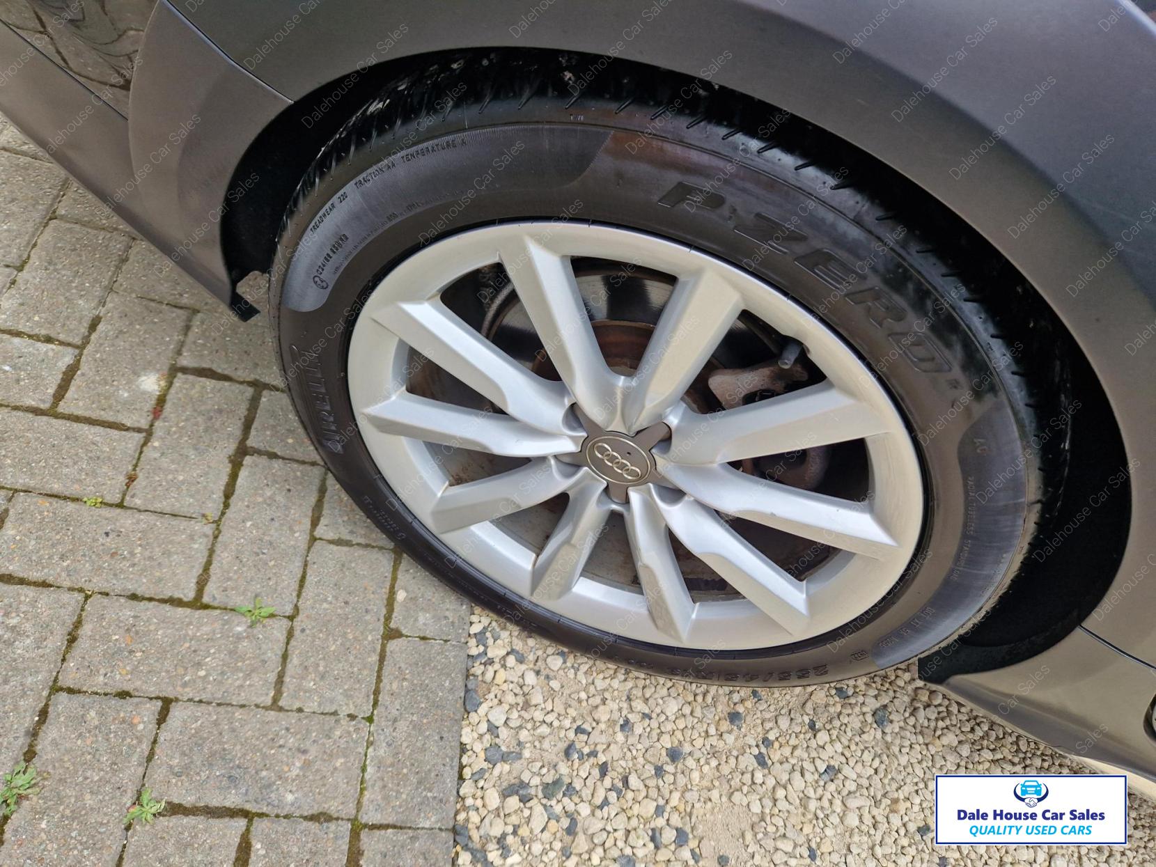 Audi A6 Allroad 3.0 TDI V6 Estate 5dr Diesel S Tronic quattro Euro 5 (s/s) (245 ps)