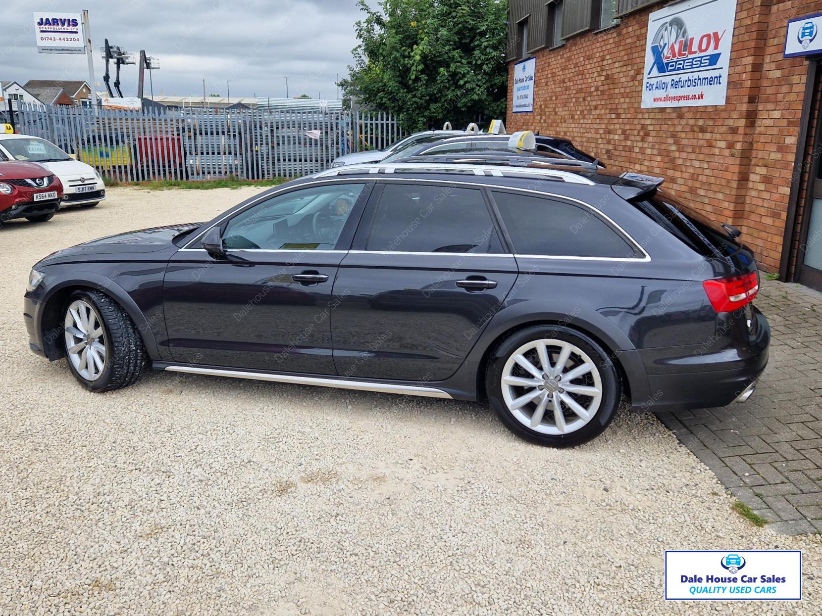Audi A6 Allroad 3.0 TDI V6 Estate 5dr Diesel S Tronic quattro Euro 5 (s/s) (245 ps)