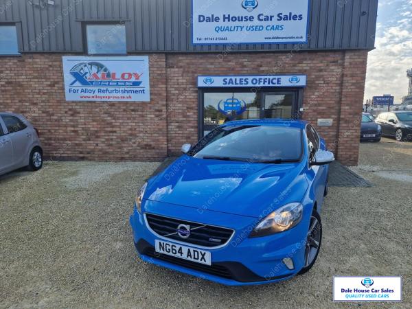 Volvo V40 1.6 D2 R-Design Hatchback 5dr Diesel Manual Euro 5 (s/s) (115 ps)