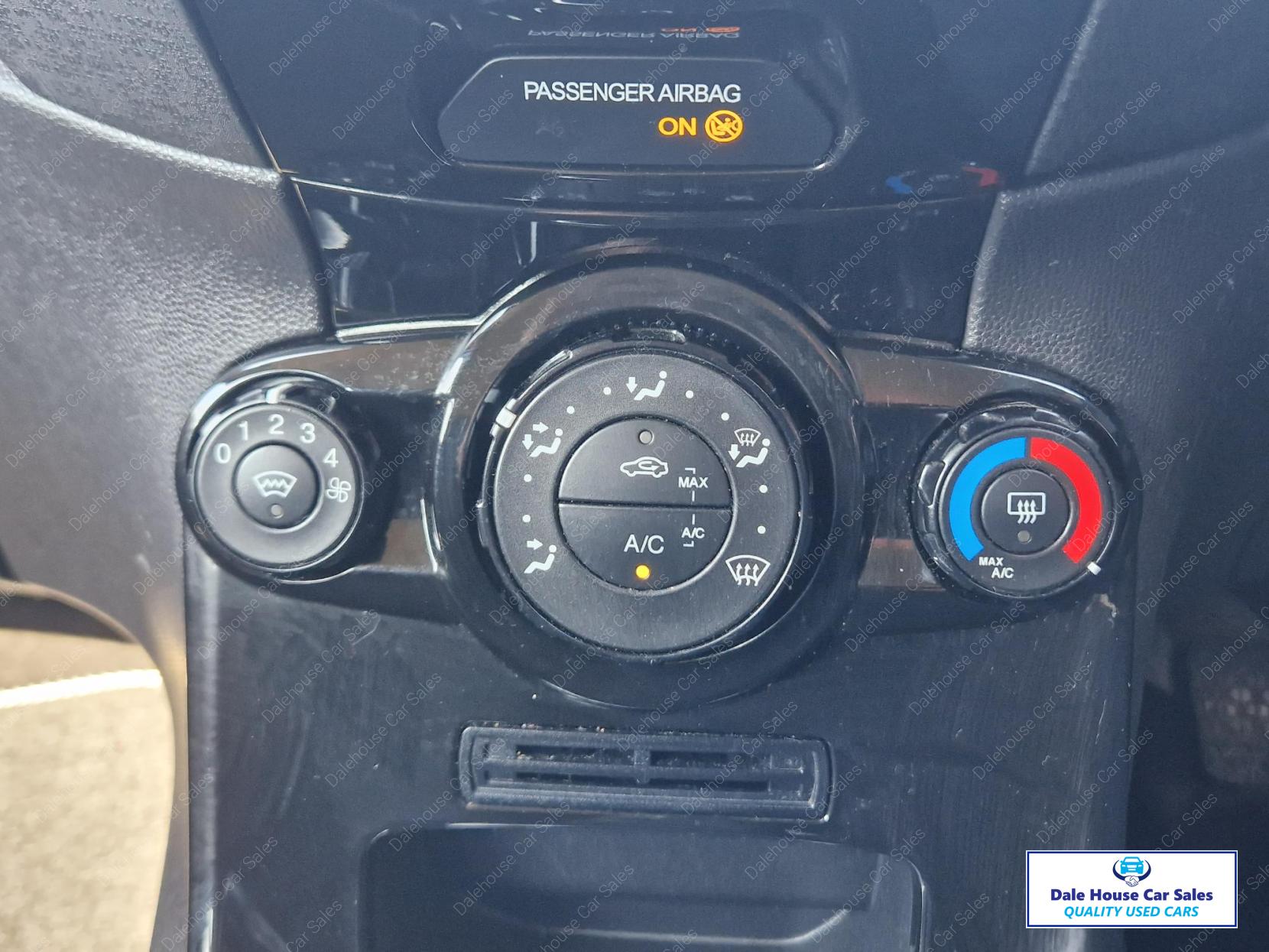 Ford Fiesta 1.25 Zetec Hatchback 3dr Petrol Manual Euro 5 (82 ps)