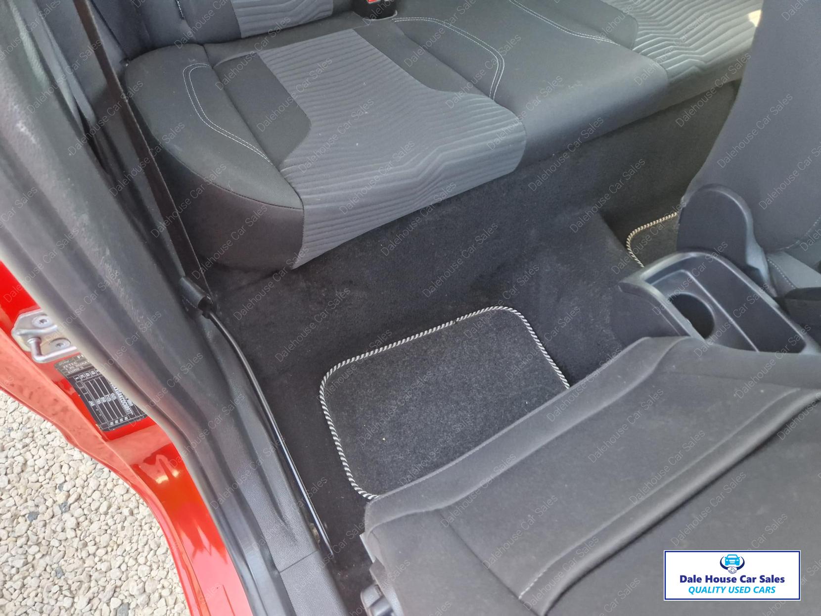 Ford Fiesta 1.25 Zetec Hatchback 3dr Petrol Manual Euro 5 (82 ps)