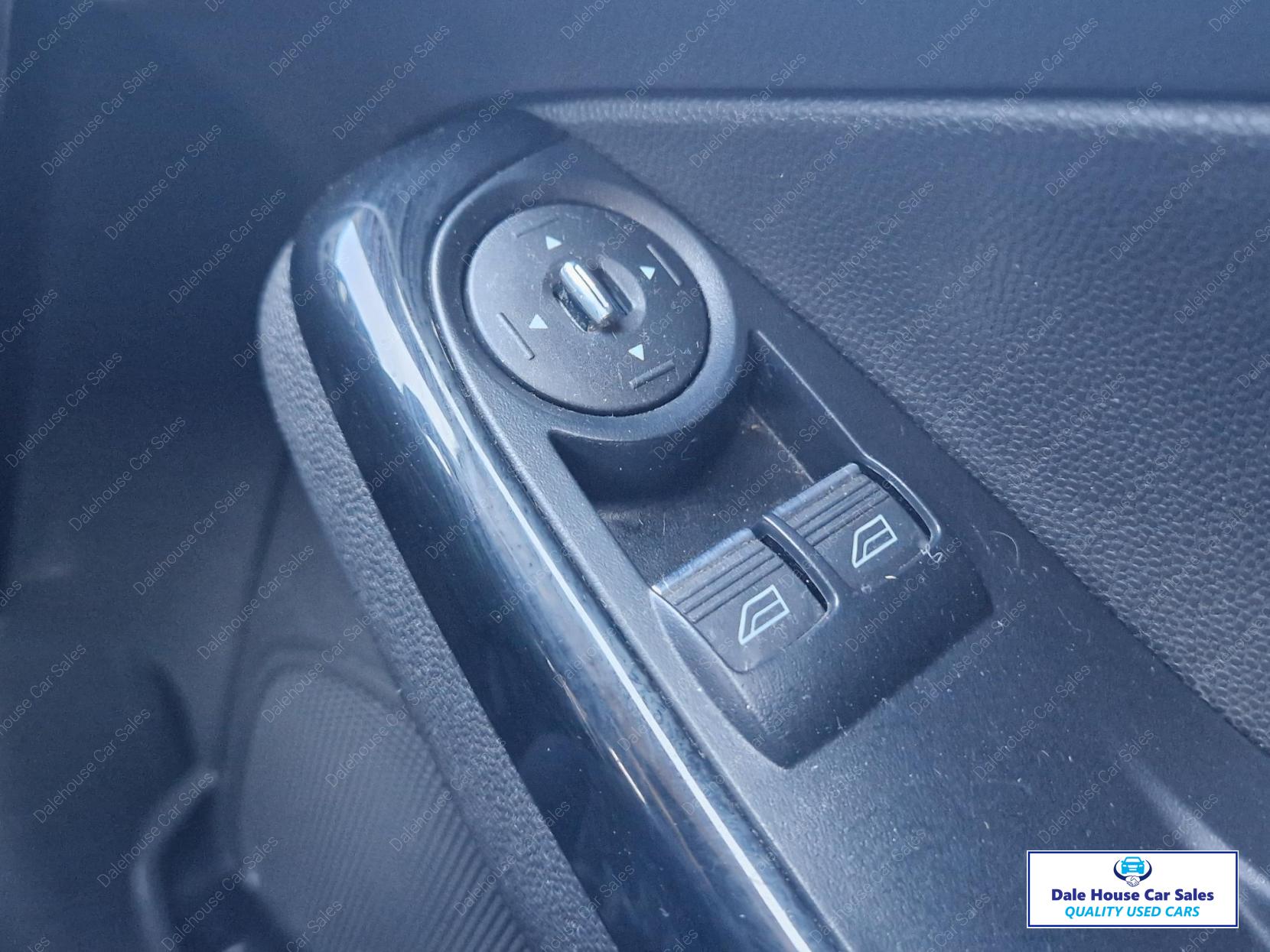 Ford Fiesta 1.25 Zetec Hatchback 3dr Petrol Manual Euro 5 (82 ps)