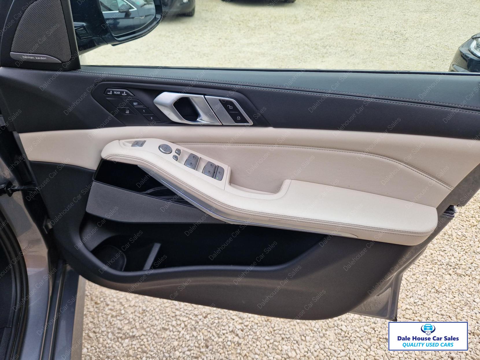 BMW X7 3.0 40d MHT M Sport SUV 5dr Diesel Hybrid Auto xDrive Euro 6 (s/s) (352 ps)