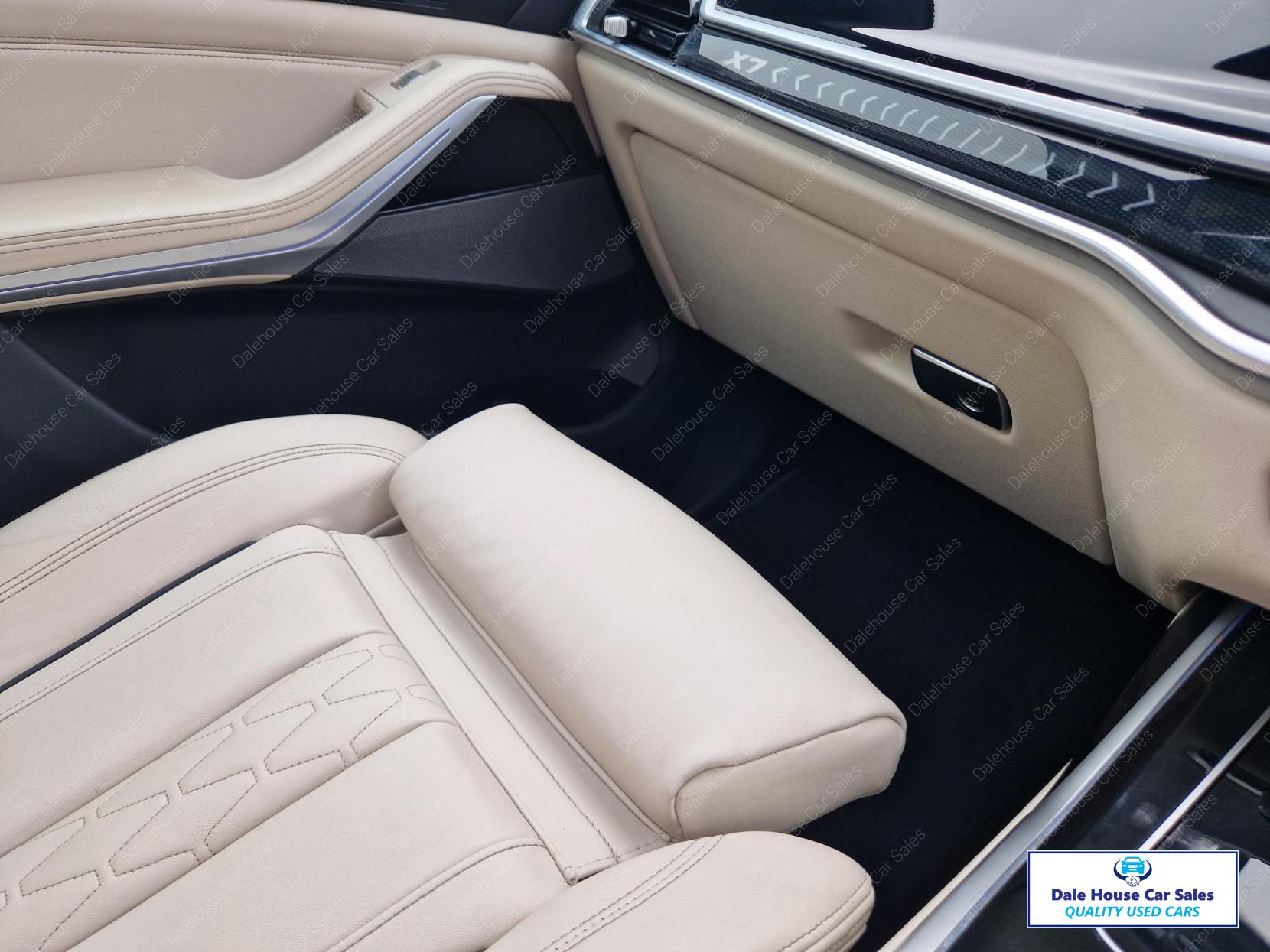 BMW X7 3.0 40d MHT M Sport SUV 5dr Diesel Hybrid Auto xDrive Euro 6 (s/s) (352 ps)