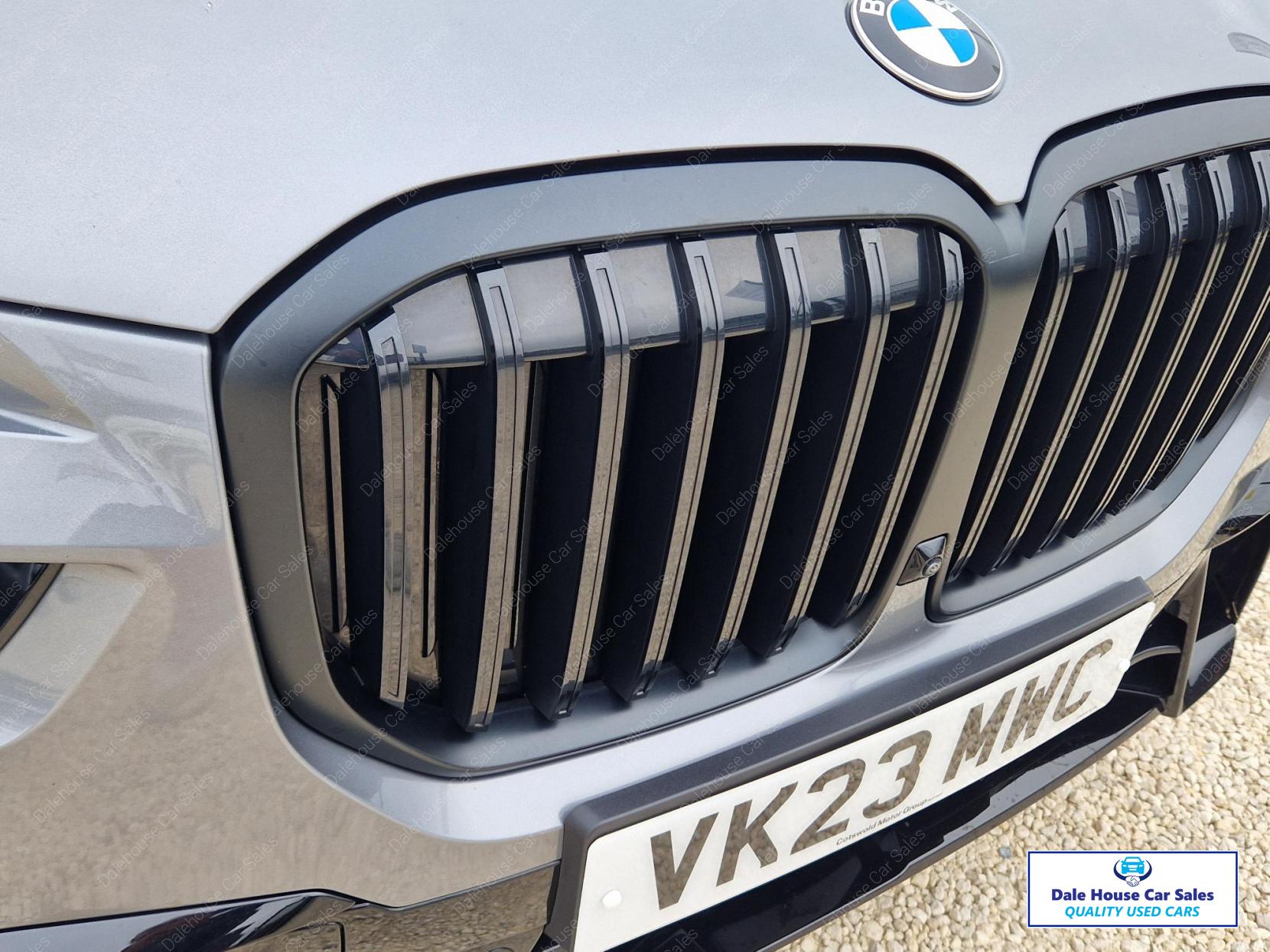 BMW X7 3.0 40d MHT M Sport SUV 5dr Diesel Hybrid Auto xDrive Euro 6 (s/s) (352 ps)