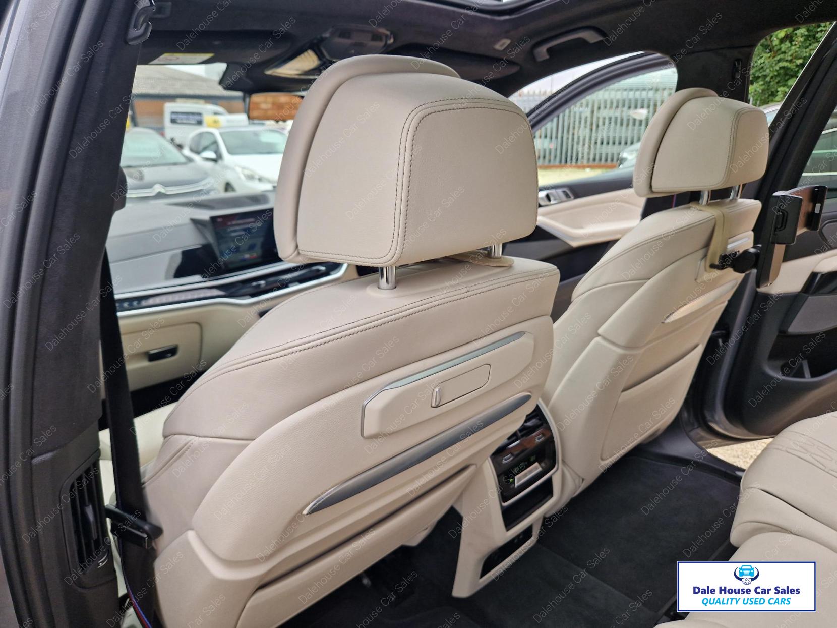 BMW X7 3.0 40d MHT M Sport SUV 5dr Diesel Hybrid Auto xDrive Euro 6 (s/s) (352 ps)