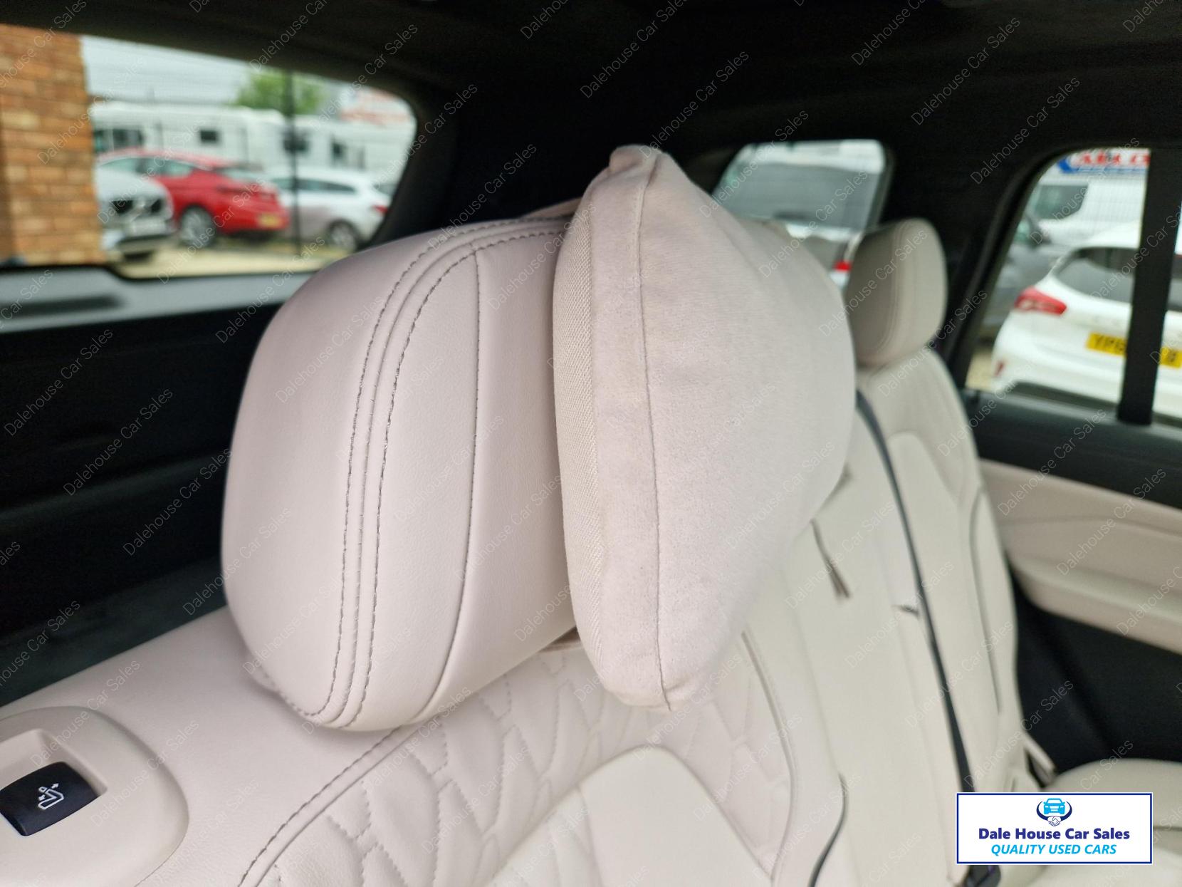 BMW X7 3.0 40d MHT M Sport SUV 5dr Diesel Hybrid Auto xDrive Euro 6 (s/s) (352 ps)