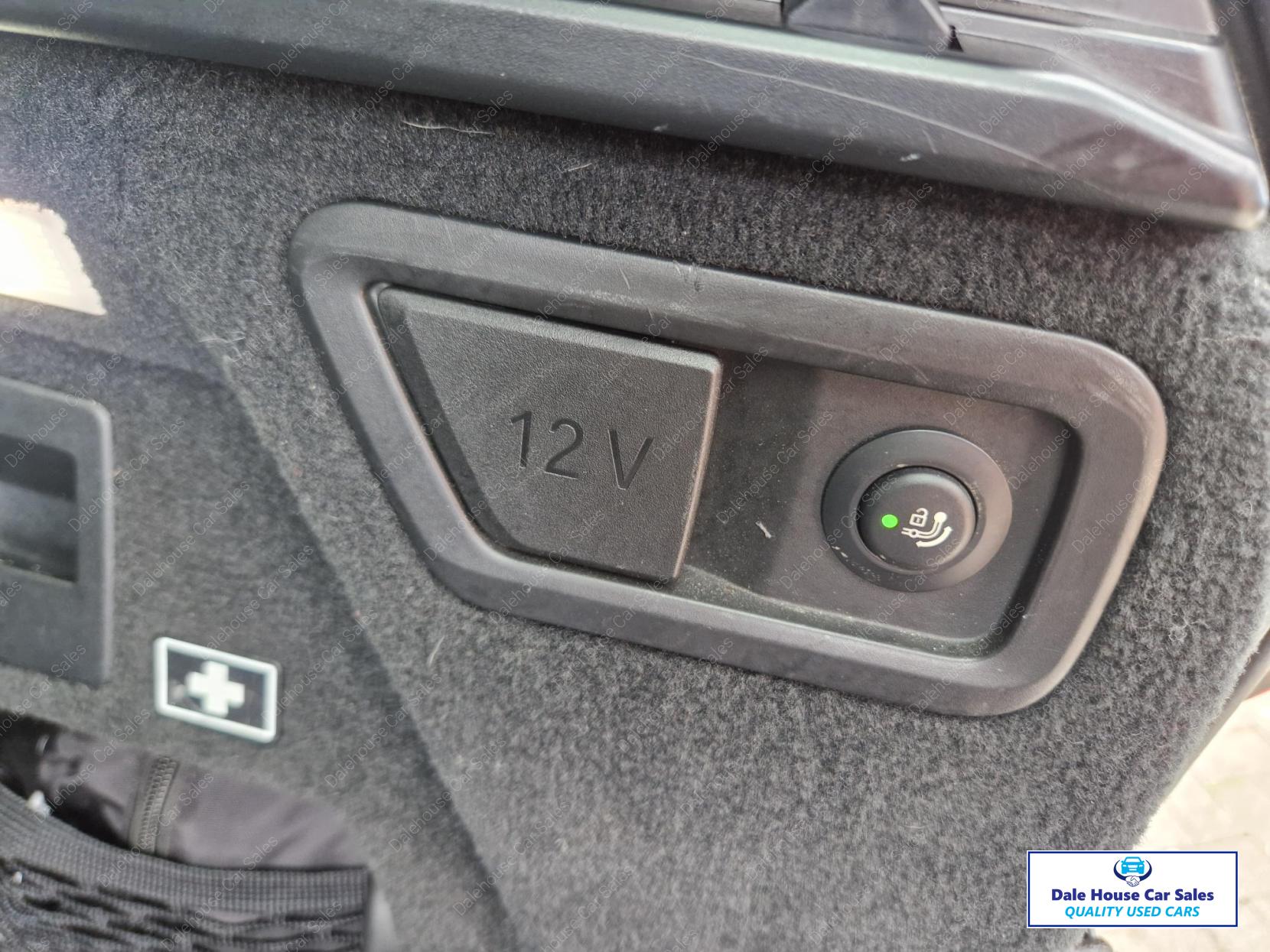 BMW X7 3.0 40d MHT M Sport SUV 5dr Diesel Hybrid Auto xDrive Euro 6 (s/s) (352 ps)