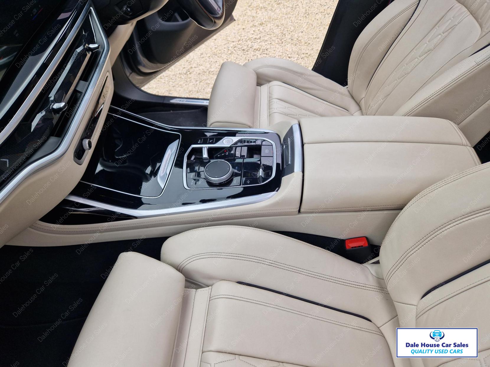 BMW X7 3.0 40d MHT M Sport SUV 5dr Diesel Hybrid Auto xDrive Euro 6 (s/s) (352 ps)