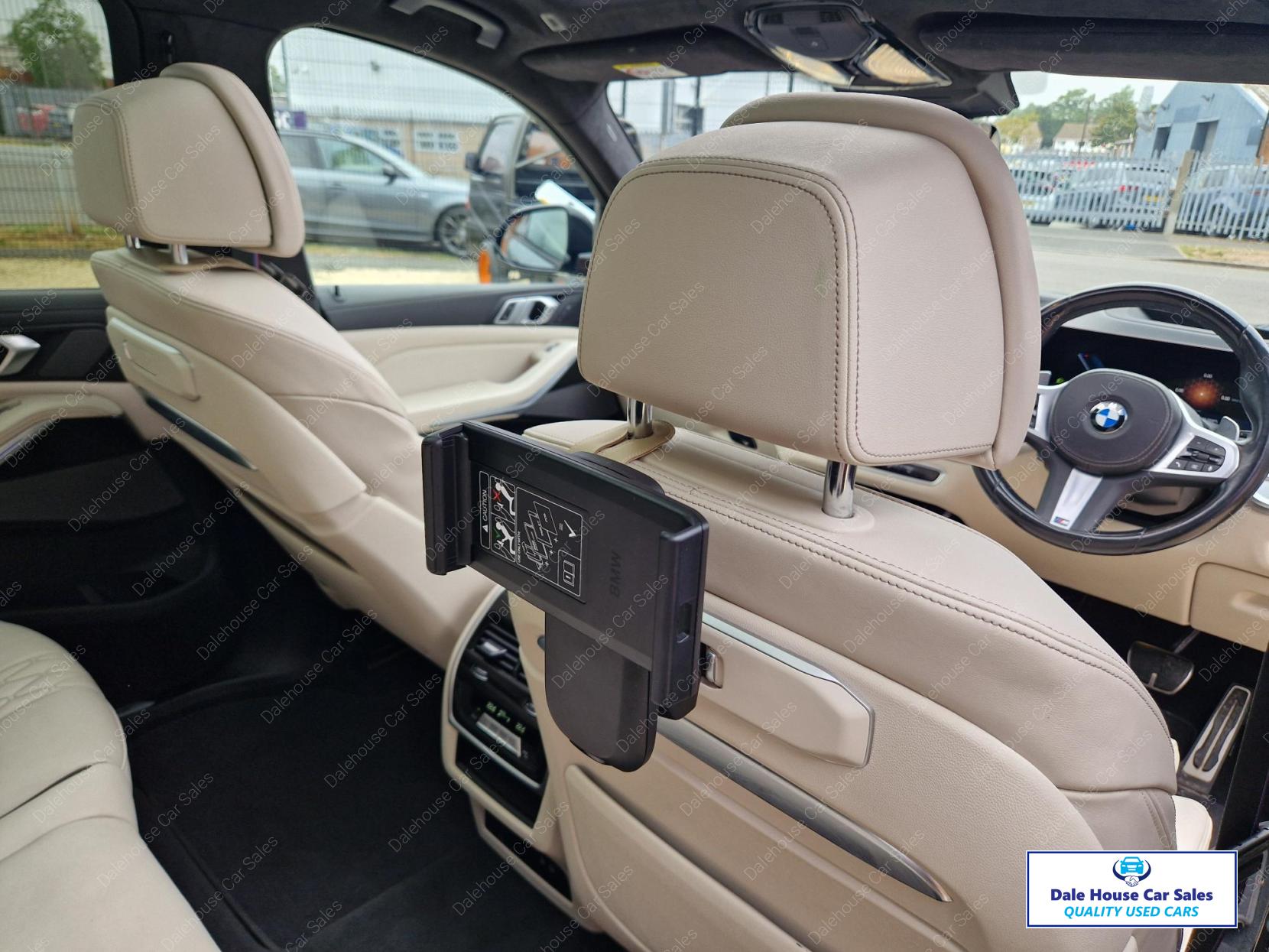 BMW X7 3.0 40d MHT M Sport SUV 5dr Diesel Hybrid Auto xDrive Euro 6 (s/s) (352 ps)