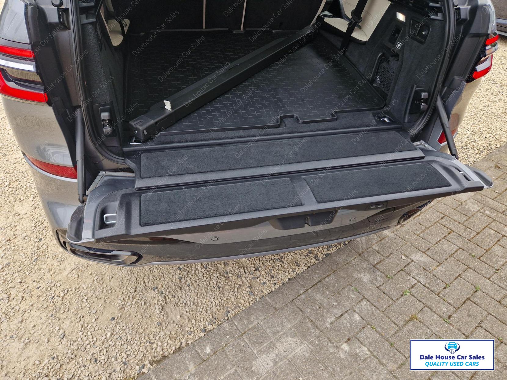 BMW X7 3.0 40d MHT M Sport SUV 5dr Diesel Hybrid Auto xDrive Euro 6 (s/s) (352 ps)